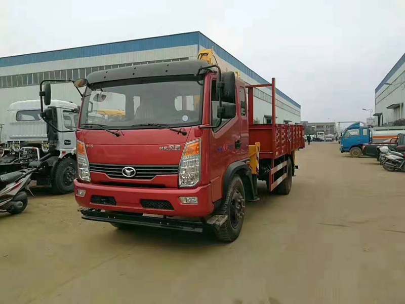 時風隨車吊（廂長4.5米）