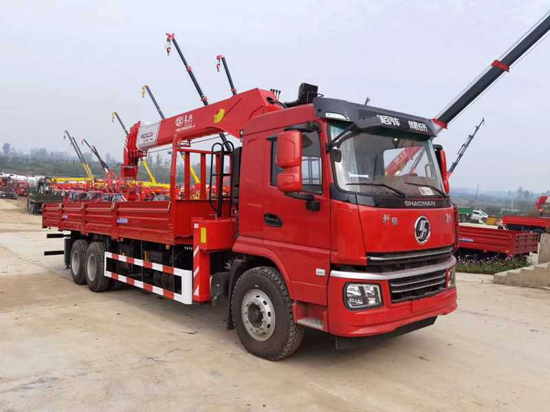 陜汽軒行德翼6后八輪隨車吊