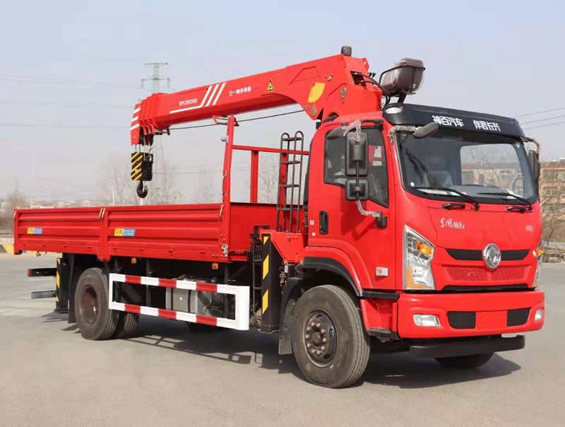 國(guó)六東風(fēng)單排隨車吊（箱長(zhǎng)6.1米）